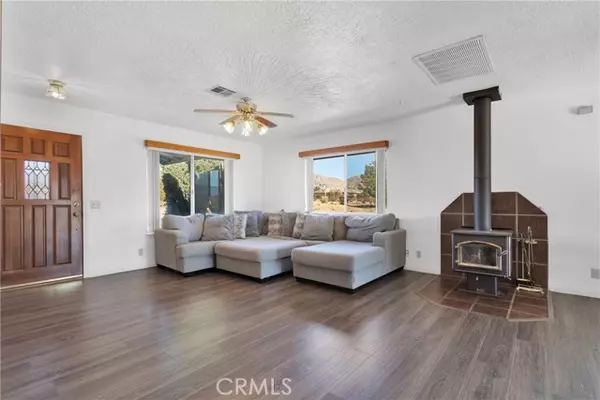 Apple Valley, CA 92307,23573 Cahuilla Road