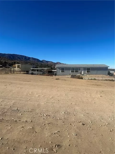 Pinon Hills, CA 92372,882 Tamarack Road