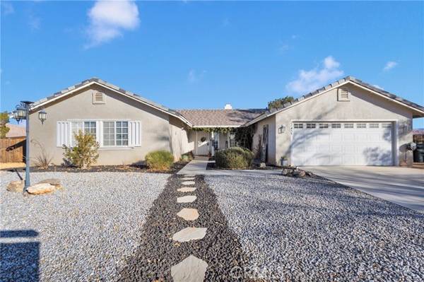 22455 Gold Bar Court, Apple Valley, CA 92307