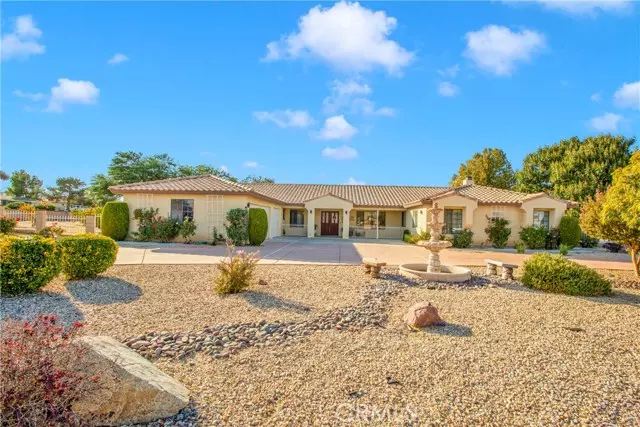 15220 Osceola Road, Apple Valley, CA 92307