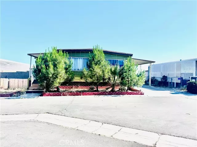 Apple Valley, CA 92307,20683 Waalew Road #202