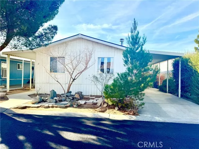 Apple Valley, CA 92307,20843 Waalew rd #12