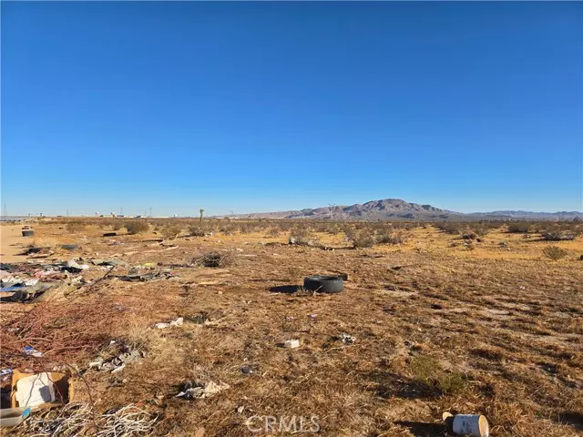 Adelanto, CA 92301,0 Brucite Rd 0455-052-25