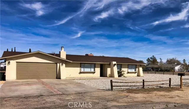 21144 Verde Drive, Apple Valley, CA 92308