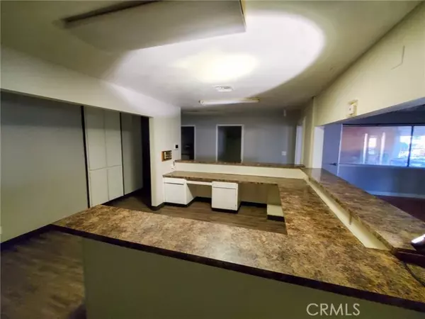 Apple Valley, CA 92307,18031 US Highway 18