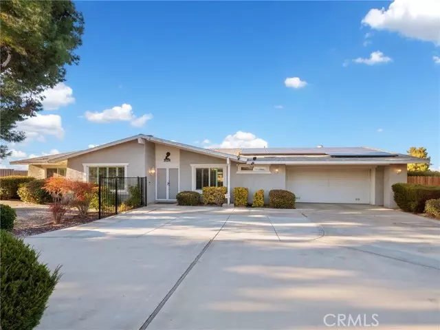 20256 Modoc Road, Apple Valley, CA 92308