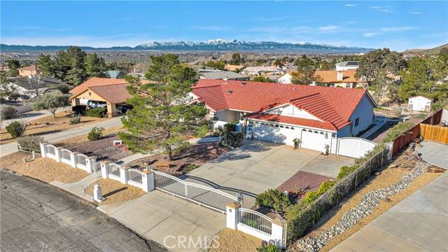 16620 Iwa Road, Apple Valley, CA 92307