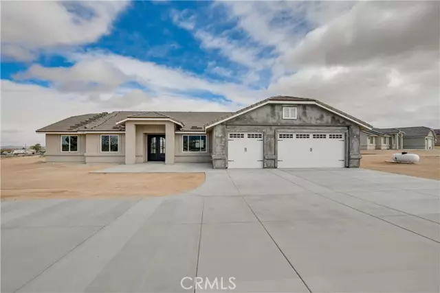 10628 Pauhaska Road, Apple Valley, CA 92308