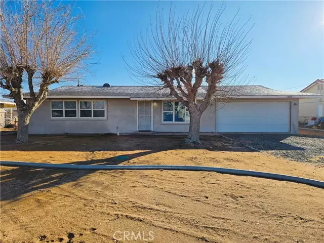 14097 Pawnee Road, Apple Valley, CA 92307