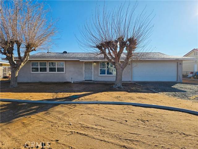 14097 Pawnee Road, Apple Valley, CA 92307