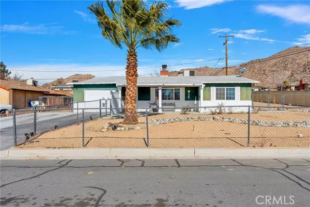 23890 Guajome Road, Apple Valley, CA 92307