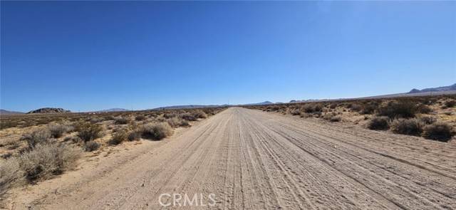 800 Tate Lane, Lucerne Valley, CA 92356