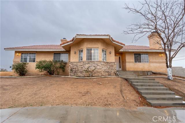 20275 Yucca Loma Road, Apple Valley, CA 92307