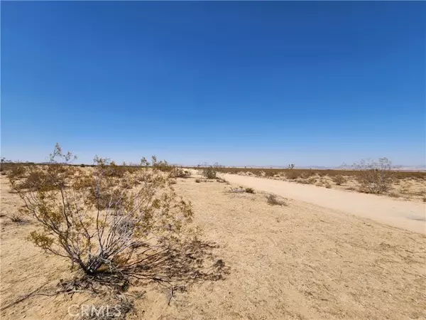 Joshua Tree, CA 92252,2025 Mcgarry Road