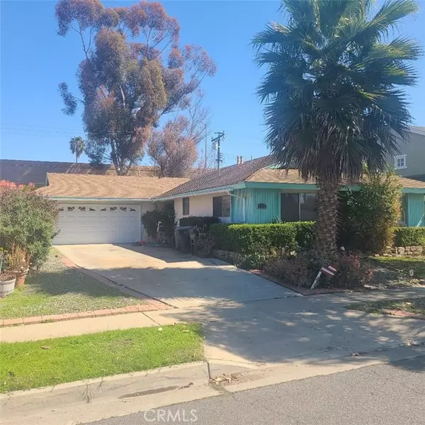 952 Cheyenne Street, Costa Mesa, CA 92626