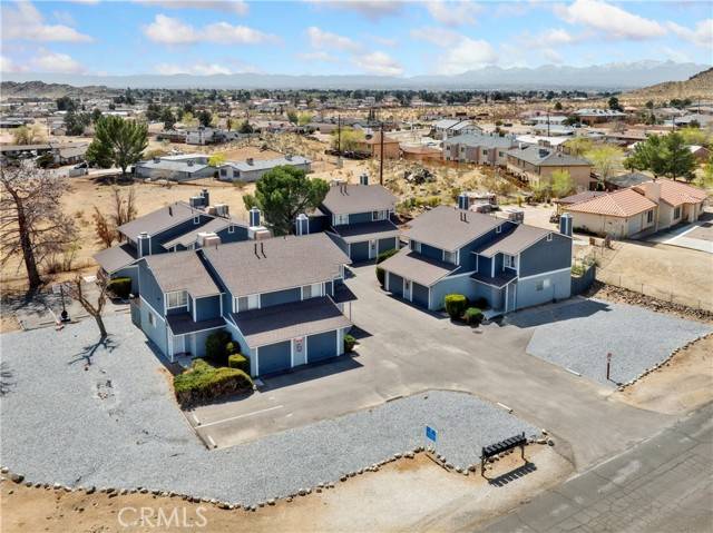 20211 Carlisle Road, Apple Valley, CA 92307