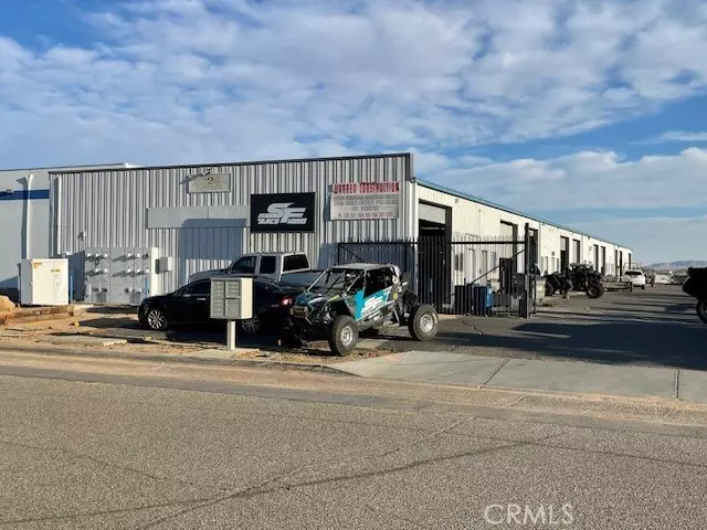 Apple Valley, CA 92308,22264 Ottawa Road