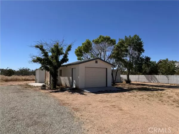 Hinkley, CA 92347,35648 Mountain View Road