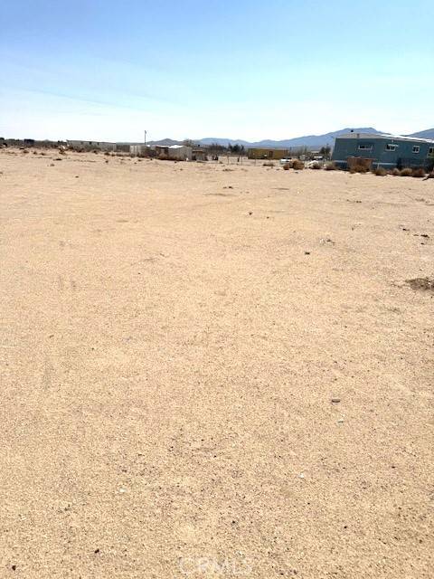 Lucerne Valley, CA 92356,10837 Medanos Avenue