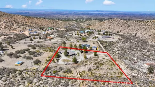 Pinon Hills, CA 92372,8130 Desert View Road