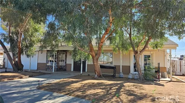 16815 Neenach Road, Apple Valley, CA 92307