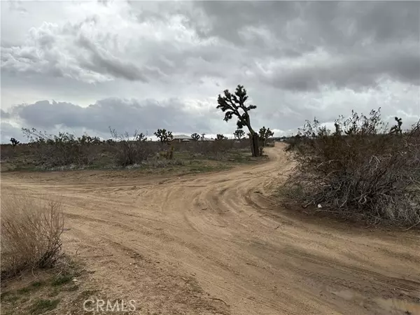 Phelan, CA 92371,17 Smith