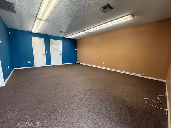 Barstow, CA 92311,524 Barstow Road