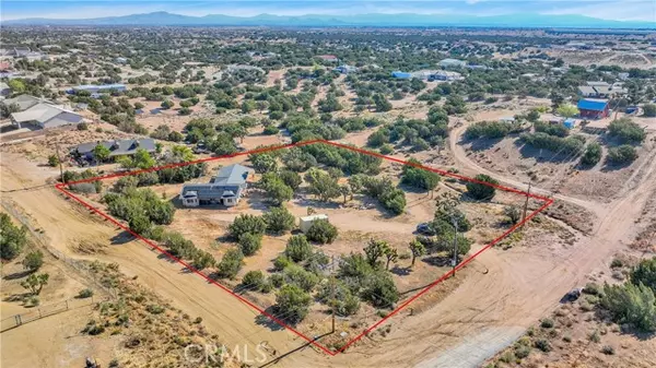 Oak Hills, CA 92344,10634 Mesquite Street