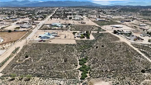 Oak Hills, CA 92344,6748 Coriander Drive