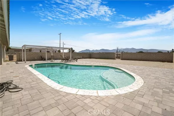 Oak Hills, CA 92344,6748 Coriander Drive