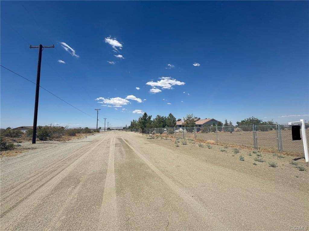 Pinon Hills, CA 92372,0 Corton Street