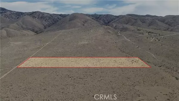 22 Canyon View Road, Apple Valley, CA 92308