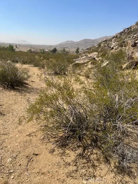 Apple Valley, CA 92307,4362235 Flint Road