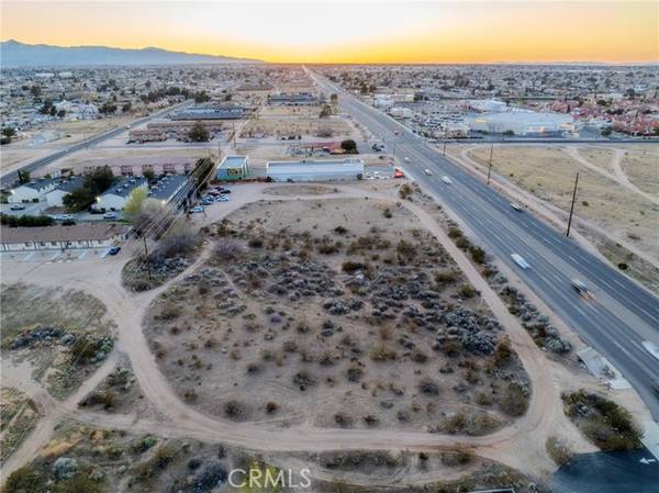 16401 Bear Valley Road, Hesperia, CA 92345