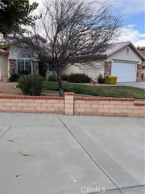 Hesperia, CA 92344,14106 Dartmouth Street