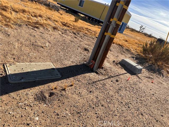 12729 Rochester Road, Phelan, CA 92371