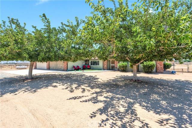 Victorville, CA 92392,13237 Smoke Tree Road