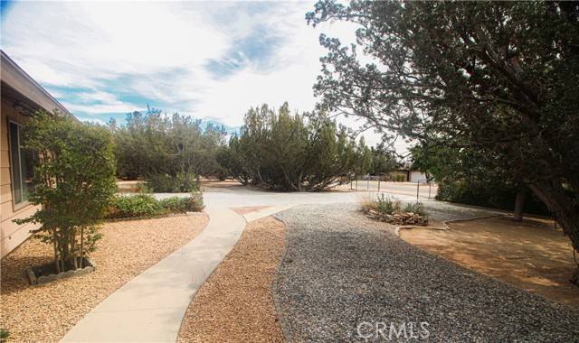 Hesperia, CA 92345,7604 Victor Avenue