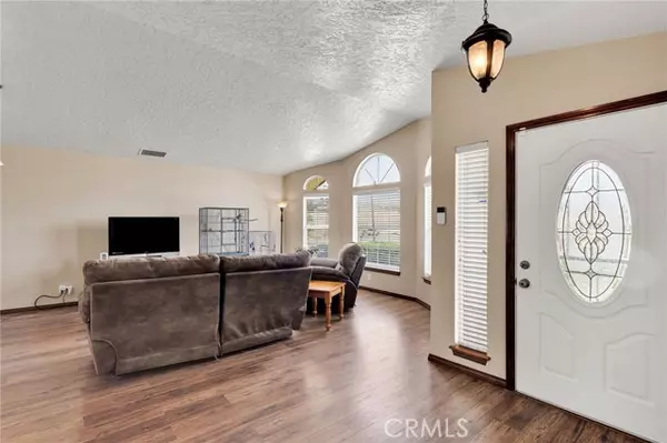 Hesperia, CA 92345,18441 Verano Street