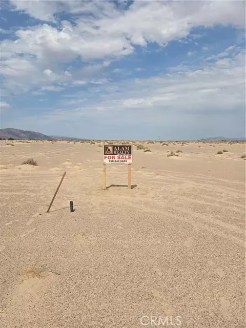 Newberry Springs, CA 92365,32744 Bon View Avenue