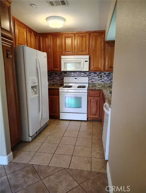 Apple Valley, CA 92308,19229 Palo Verde Drive