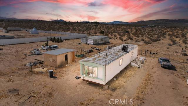57380 Karol Lane, Landers, CA 92285