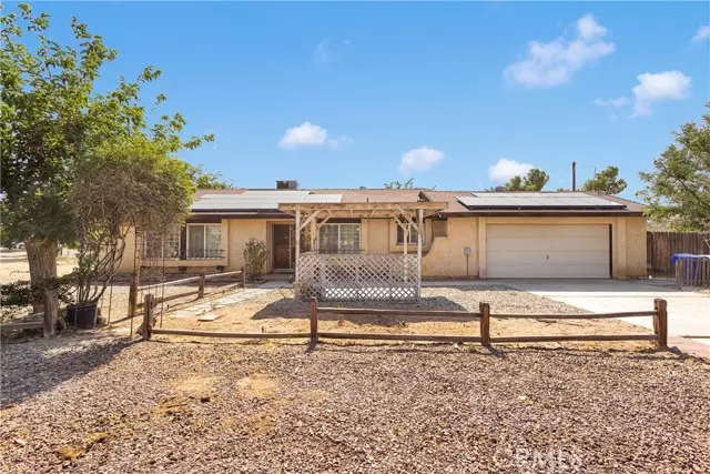 Apple Valley, CA 92307,14122 Pawnee Road