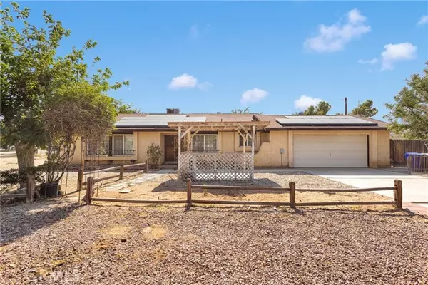 14122 Pawnee Road, Apple Valley, CA 92307