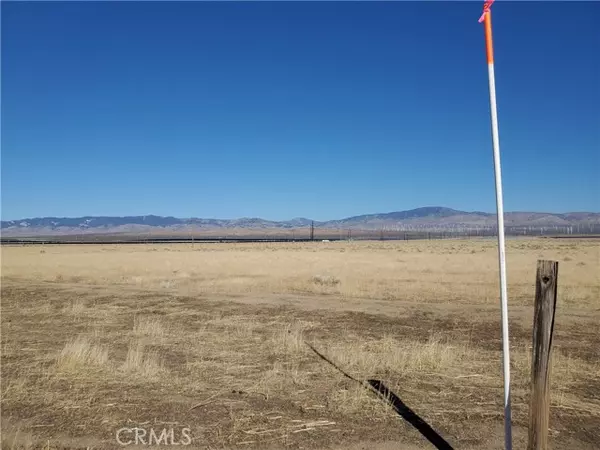 2 168th Street, Lancaster, CA 93536