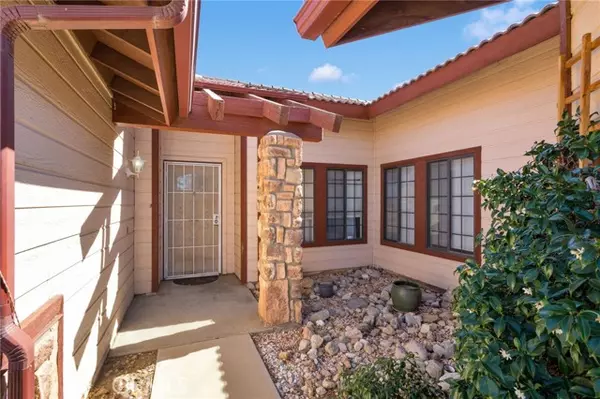 Hesperia, CA 92344,13431 Palm Street