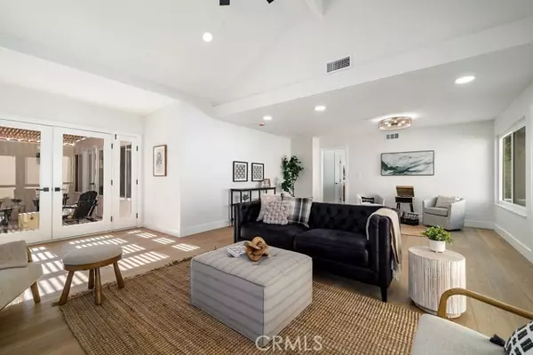 Costa Mesa, CA 92626,1068 San Pablo Circle