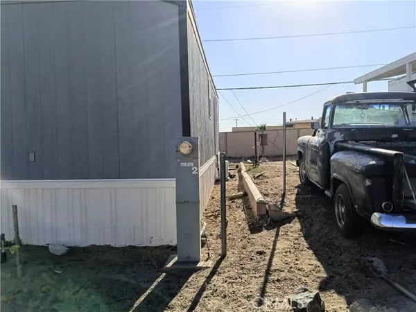 Barstow, CA 92311,30204 US Hwy 58 #2