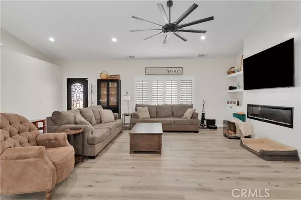 Apple Valley, CA 92307,14825 Pela Road