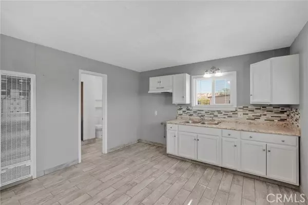 Daggett, CA 92327,33454 Hampton Way